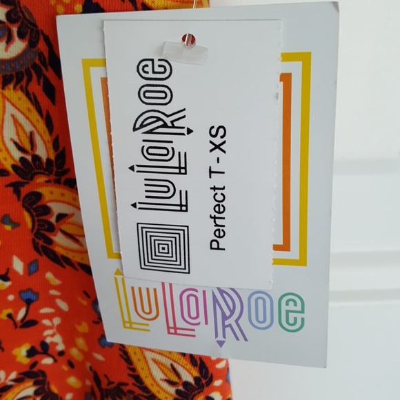 Lularoe Perfect T - Picture 3 of 3